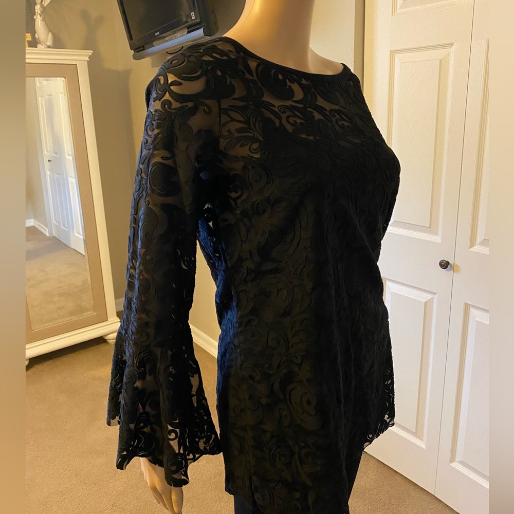 NWT NIC+ZOE 2-piece Lace Top. S